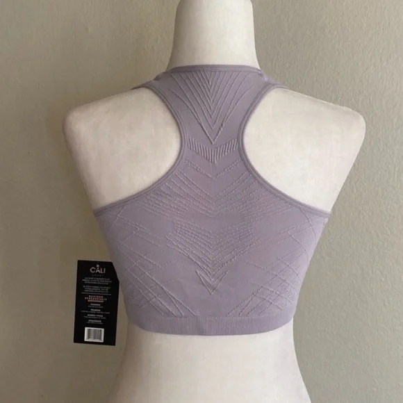 Cali Sport Lavender Racerback Women’s Sports Bra✨ - Picture 2 of 3